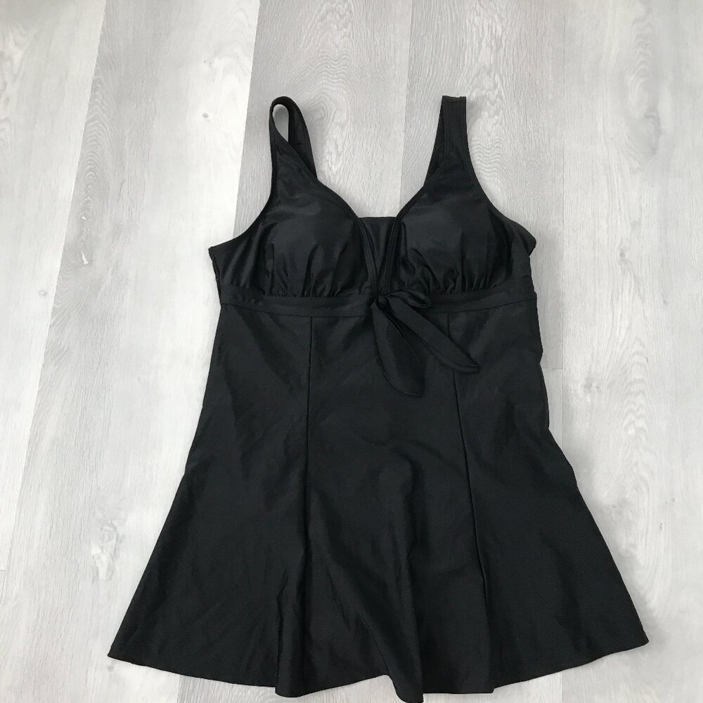 WOMENS SWIMDRESS BLACK PADDED BUILT IN BRA MODEST 16W